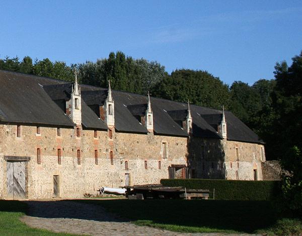 Les communs du Chateau de Mortiercrolles